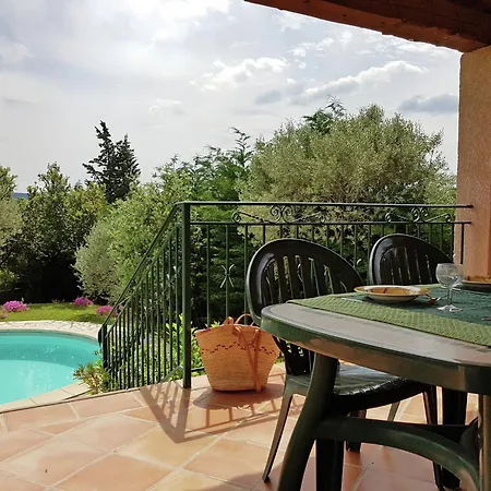 Peaceful Valley View Cornillon