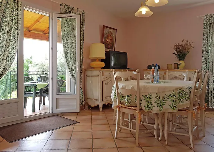 Peaceful Valley View Villa