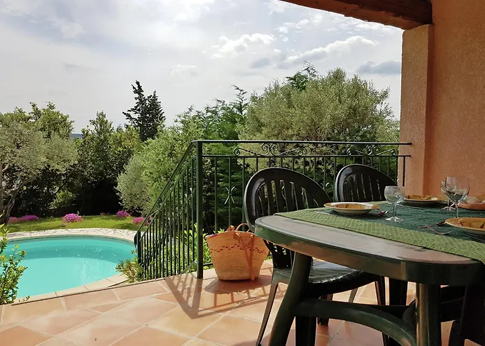 Peaceful Valley View Cornillon